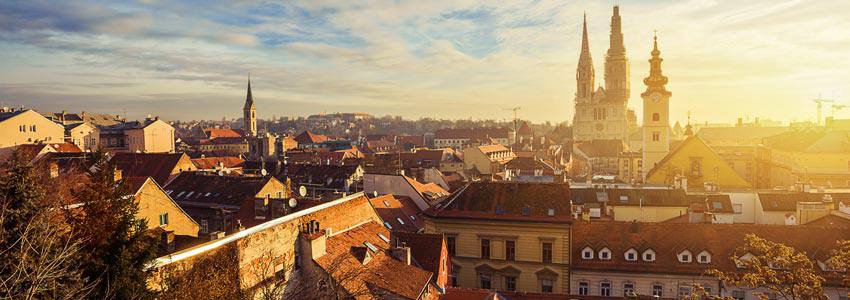 La ville de Zagreb un matin ensoleillé
