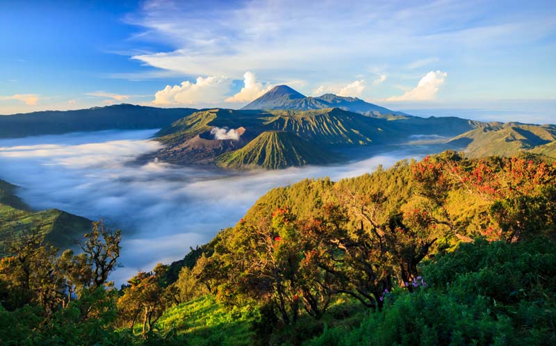 Lever de soleil sur le volcan Bromo, à l’est de Java